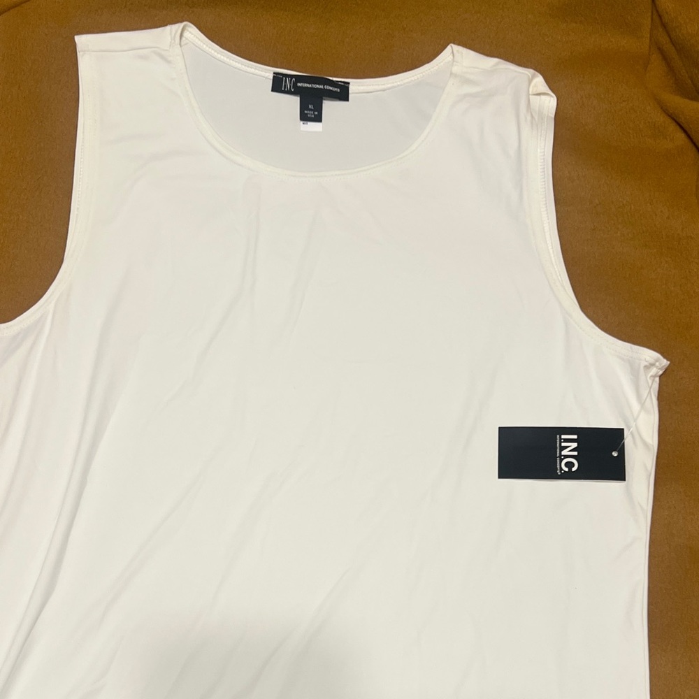 INC International Concepts Classic White Tank